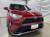 LEDヘッドライトです。デザイン性がよくとても明るいので、夜間の走行や悪天候でも安心です。しかも長寿命!