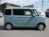 すべての車に外装のコーティングと各種ルームクリーニングを施工いたします!外装も内装も愛車はいつもピカピカキレイが気持ちいいですね♪