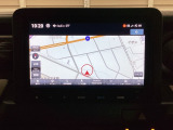 ナビゲーションはフルセグTV、インターナビ対応のGathers純正メモリーナビを搭載しています。Bluetoothオーディオ機能がありますので、スマートフォンなどの音楽も再生できます。