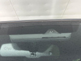 【トヨタセーフティセンス】走行中に前方の車両等を認識し、衝突しそうな時は警報とブレーキで衝突回避と被害軽減をアシスト。より安全にドライブをお楽しみいただけます。