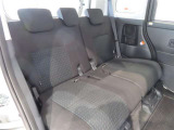 ゆとりある広々とした車内空間は、ドライブを始め買い物やレジャーなど、幅広く活躍します。一人でもみんなとでもお出かけを楽しみましょう!