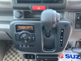 設定した温度に自動調整【オートエアコン】★車内を快適に保ちます♪足元すっきりの【インパネシフト】!