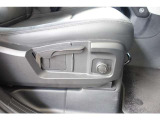自分の最適なポジションにすぐにセットできるので、運転を始める前にシートの調整に時間を取られません。