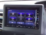ナビ機能だけでなく、ミュージックサーバー、Bluetooth、フルセグテレビ、DVDとCD再生など、オーディオ機能がついています。