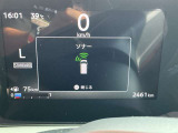 前後のソナーで障害物を検知して踏み間違い防止します