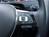 厳格な専門教育を受け、フォルクスワーゲン車をケアし続けて培った豊富な知識と専門機器を使いこなす熟練の技術をもとに、あなたのクルマを的確に診断してベストコンディションに仕上げます。