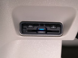 ビルトインタイプの【ETC】で見た目もスッキリ。高速道路の利用にとても便利です。