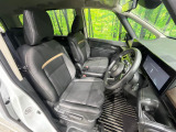運転席シート廻りは使用感も少なく、良好な状態となっています。丁寧に使われていたことがよくわかりますね。