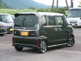 外装も丁寧に磨いております。是非1度実車をご覧ください!