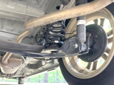 お車を安心してお乗りいただく為には、足回りの定期点検が欠かせません。サービスサポート(有償保証)では無料点検もご提供しており、安心のカーライフをお過ごしいただけるサポート体制が整っています。
