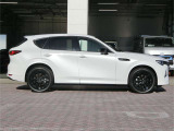 ロングノーズと伸びやかなシルエットもCX-60の特徴です。