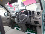 車内はクリーニングさせて頂いております。