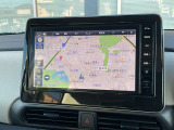 9インチワイド日産純正オリジナルナビゲーション搭載。インパネにマッチする専用デザインに、美しく見やすい大画面ディスプレイを採用。