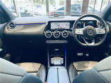 GLAクラス GLA200d 4マチック AMGライン 4WD 4WD 本革シート