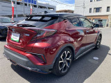 走りにこだわりながら収納力も持ち合わせたお車です。荷物を載せて軽快なドライブを楽しめますよ♪