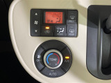 //  //【オートエアコン】車内温度を感知して自動で温度調整をしてくれるのでいつでも快適な車内空間を創り上げます!