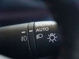 オートライトはトンネルの続く道路等でも便利です。