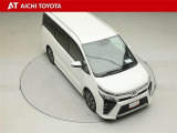 両側パワースライドドア付きだから、狭い駐車スペースなどでの乗り降りラクラク♪小さなお子さまのいるご家庭には嬉しい装備です。
