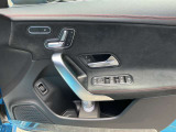 当社の車両は検査員による厳格な検査を行います!機関系はもちろん、骨格部位修復歴や外板パネルの交換歴・板金塗装歴などを十分に確認した上で、基準に達した車両のみを取り扱います!!