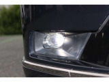 LEDフォグライトを装備。シャープな光と低消費電力でドライブをサポートします。