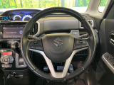 【純正革巻きステアリング】上質な革を使用することで、手にしっかり馴染みとても運転しやすいハンドルです♪
