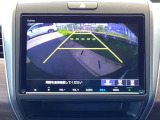 バックモニター付きで、車庫入れやバック時の後方確認をしっかりサポート。モニターに映し出される映像で死角も確認しやすく、狭い場所での駐車や後退時の操作をより安心して行えます。