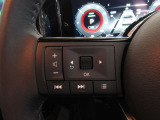 ■ステアリングスイッチ■ハンドル手元でオーディオの操作が簡単に出来ます。運転中でもナビまで手を伸ばさずに操作が出来て安心です。