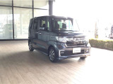 【スタッフ紹介】JAAI中古自動車査定士証を持ったスタッフが大切な愛車をしっかり査定、ご納得いただけるように査定を行わさせていただきます。もちろん無料でございます。