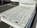 荷台の床面には大きな傷やさびなどもありません!