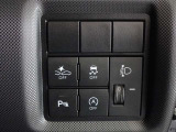 スマートアシストを搭載したサポカーS車です。