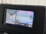 【パノラミックビューモニター】真上から見下ろしたような視点で確認できるバックカメラ搭載!死角も見やすく駐車もラクラクです!