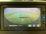 リアカメラ付で、後方をナビ画面で確認。車庫入れも安心です。もちろん、バックギアと連動しています。