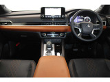 アウトランダー PHEV 2.4 P 4WD 