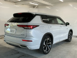 アウトランダー PHEV 2.4 P 4WD 