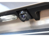 バックカメラ(後方の見えにくい部分や駐車時にとっても便利です!車を大事にされる方には、必須アイテムです!)
