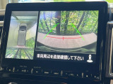 【マルチアラウンドモニター】専用のカメラにより、上から見下ろしたような視点で360度クルマの周囲を確認することができます☆死角部分も確認しやすく、狭い場所での切り返しや駐車もスムーズに行えます。