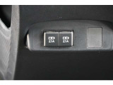 充電用USB装備しています。