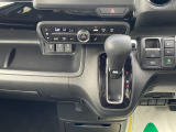 納車前に当社工場にて法定12ヶ月点検を実施します!エンジンオイルなど必要な消耗部品は交換してお引渡し致します♪