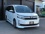 ヴォクシー 2.0 X サイドリフトアップシート 4WD 