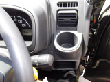 運転席のカップホルダー