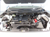 見えないところまで徹底洗浄!中古車をキレイで気持ちよくお乗りいただけるよう、内外装ともにしっかり「まるごとクリーニング」♪エンジンルームも施工済!