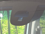 【シティブレーキアクティブシステム】低速走行中に前方の車両等を認識し、衝突しそうな時は警報とブレーキで衝突回避と被害軽減をアシスト。より安全にドライブをお楽しみいただけます。