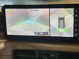 【アラウンドビューモニター】車を上から見下ろしているかのような映像で周囲の状況がひと目で確認、狭い駐車場に駐車するときも安心です♪♪障害物などがあると警告音がなりますので安心して駐車が出来ます★