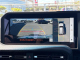 【 全方位カメラ 】上から見下ろしたように駐車が可能です。安心して縦列駐車も可能です♪