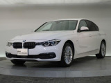 BMWのお車は、走行の安定性とコーナリングの良さを追求し、思い通りにハンドルの操作可能です。試乗車もご用意しておりますので、ぜひ&ldquo;駆け抜ける歓びをご体感ください!