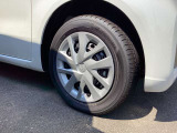 ☆お車についた傷やヘコミ、事故の修理もハヤシにお任せください。自社鈑金工場で修理ができますの安心です☆