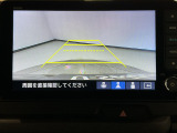 【バックカメラ】運転が苦手な方も車庫入れラクラクです!ギアをリバースに入れれば自動的に切り換わりますので、面倒な操作は不要です♪狭い駐車場もお車を傷つけず安心ですね!