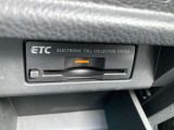 ETCなら高速道路をスイスイと通過!!クルマは料金所をノンストップで通過することができます!
