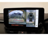 パノラミックビューモニターが付いているので、車の上から見た映像が確認できます。慣れないボディサイズでもより安心してお乗りいただけます。*車両周辺の情報を確認できますが、直接周囲の安全をご確認ください。