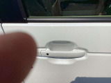 ☆お車についた傷やヘコミ、事故の修理もハヤシにお任せください。自社鈑金工場で修理ができますの安心です☆